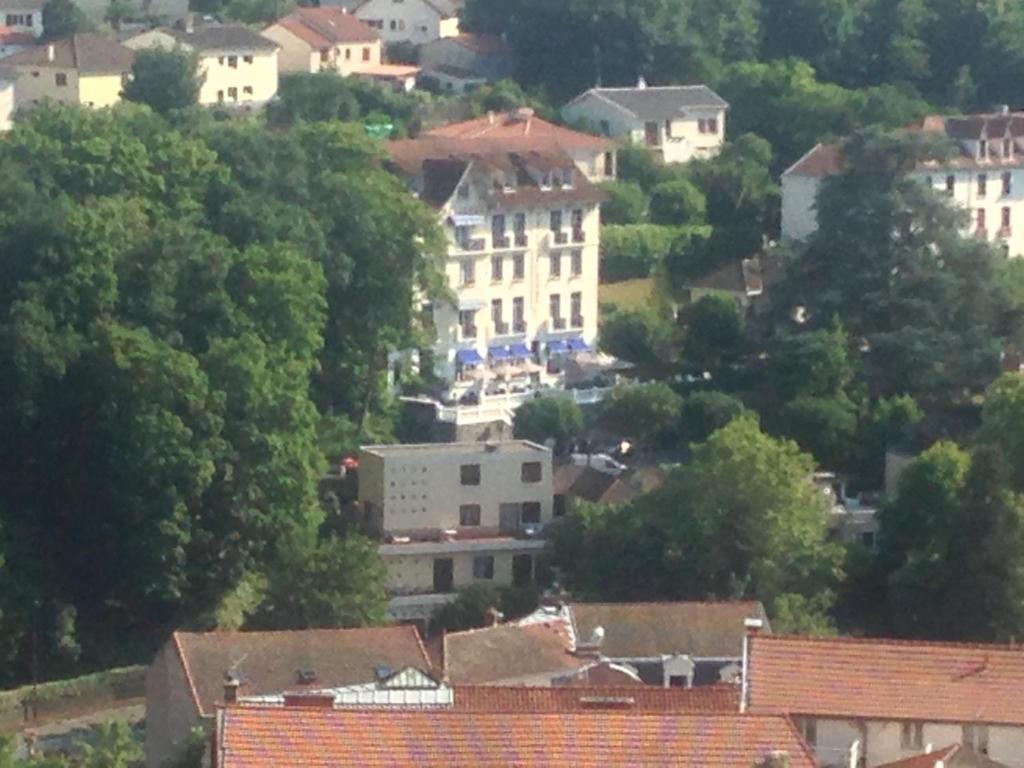 Bellevue Hotel Chatel-Guyon Exterior photo